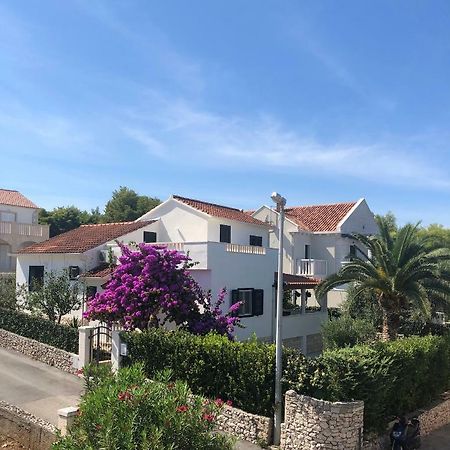 Holiday Home Brac Supetar Luaran gambar