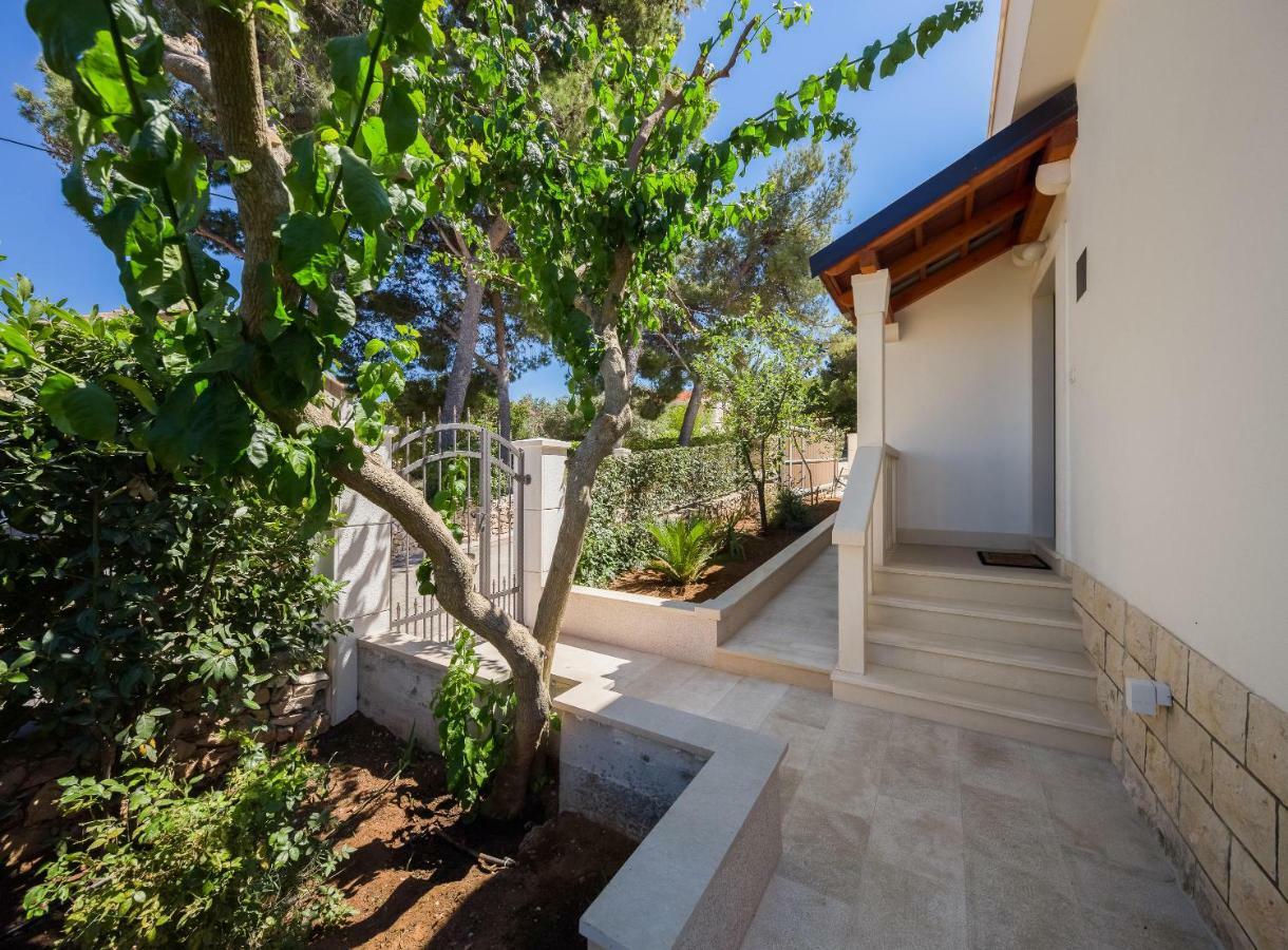 Holiday Home Brac Supetar Luaran gambar