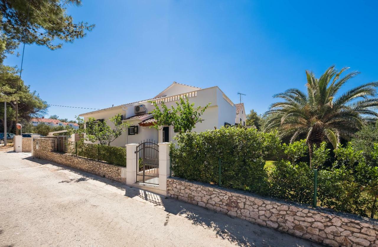 Holiday Home Brac Supetar Luaran gambar