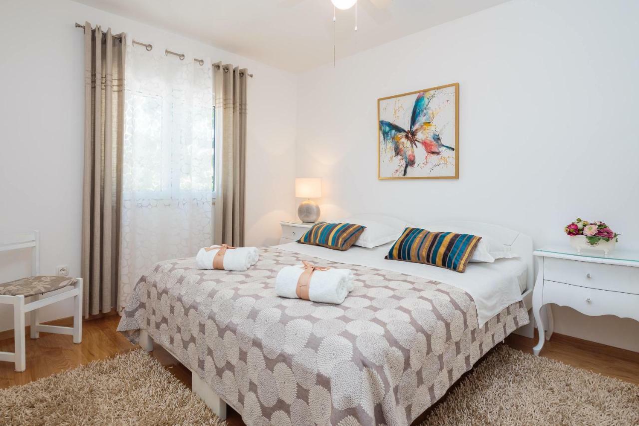 Holiday Home Brac Supetar Luaran gambar