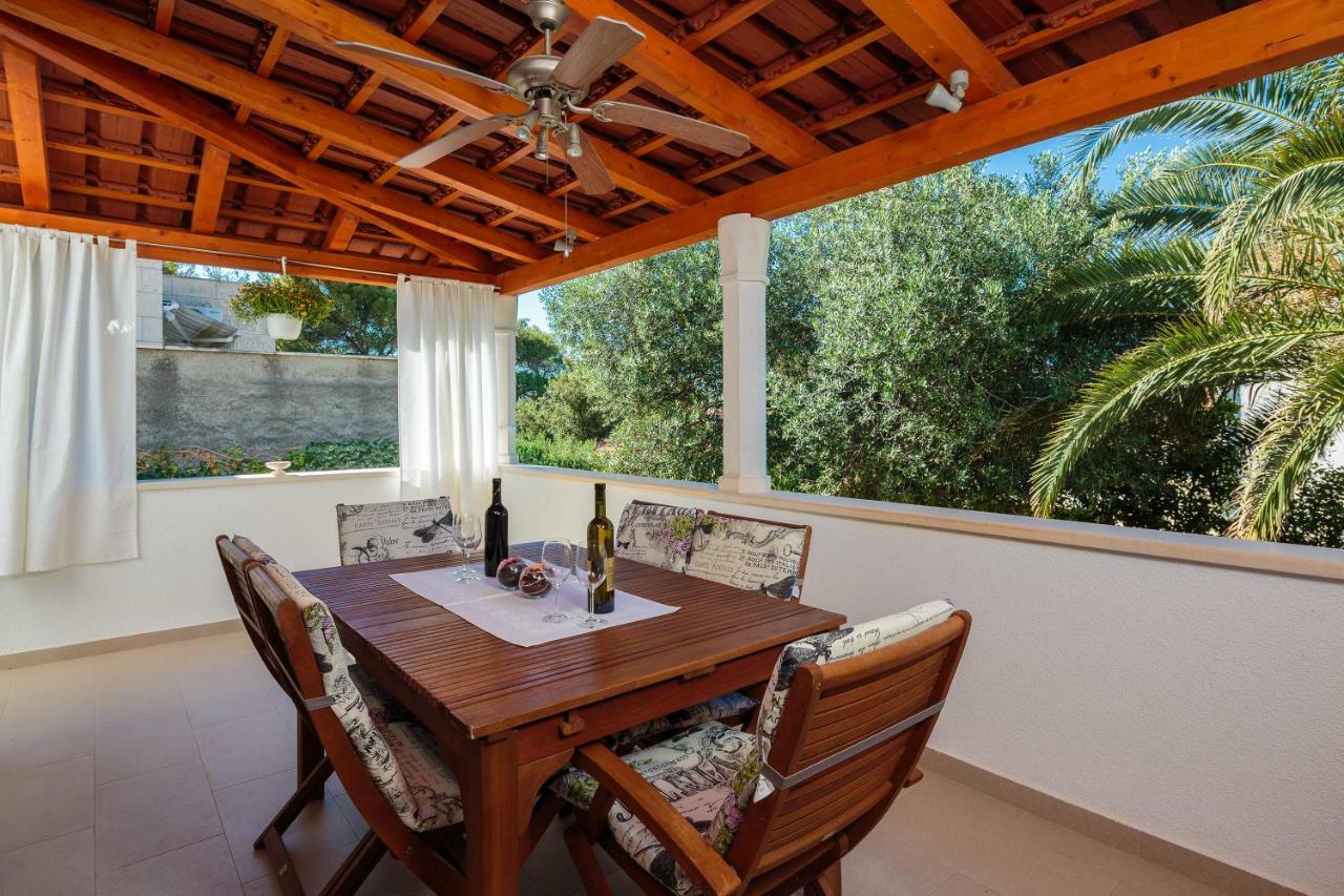 Holiday Home Brac Supetar Luaran gambar