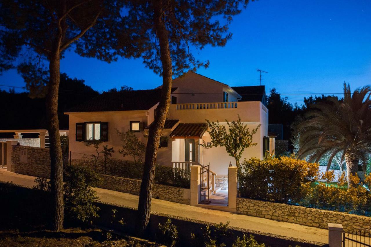 Holiday Home Brac Supetar Luaran gambar